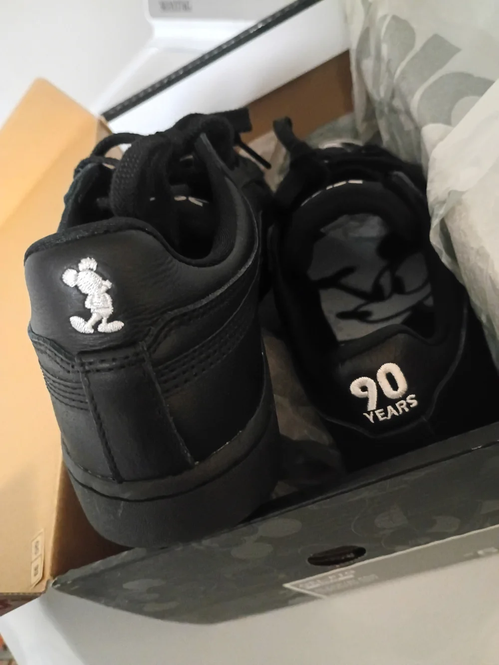 asics tiger up reliable outsole